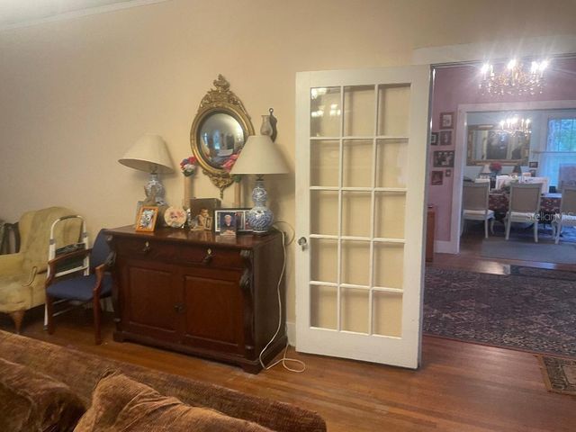 635 NE 9TH AVENUE, Gainesville, FL 32601