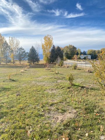 6890 E 17250 N, Mt Pleasant, UT 84647