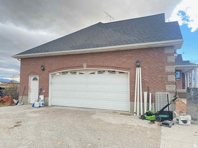 6890 E 17250 N, Mt Pleasant, UT 84647