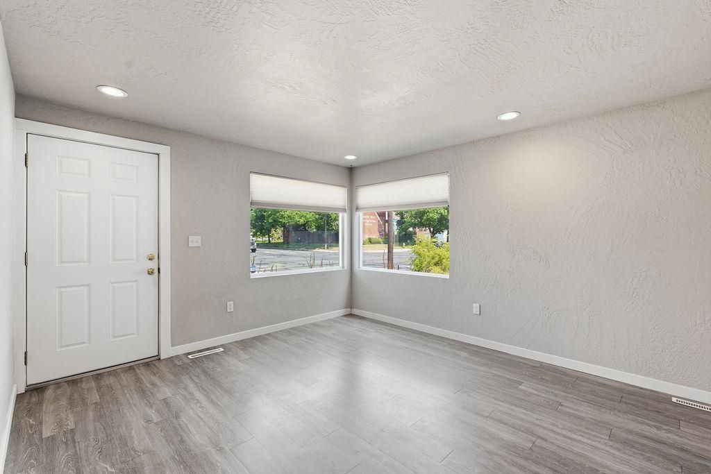 2603 W Rowan Ave, Spokane, WA 99205 photo 5
