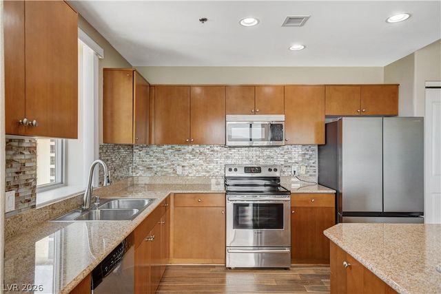 8255 Las Vegas Boulevard 1322, Las Vegas, NV 89123