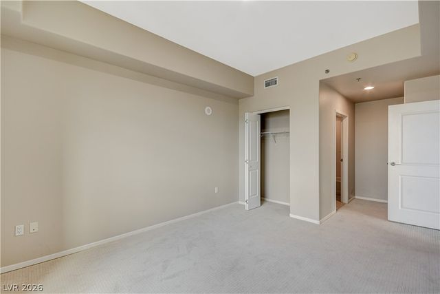 8255 Las Vegas Boulevard 1322, Las Vegas, NV 89123