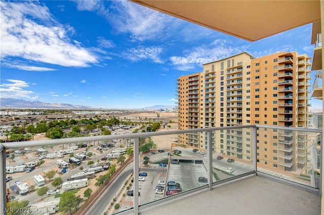 8255 Las Vegas Boulevard 1322, Las Vegas, NV 89123