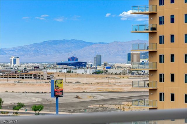 8255 Las Vegas Boulevard 1322, Las Vegas, NV 89123