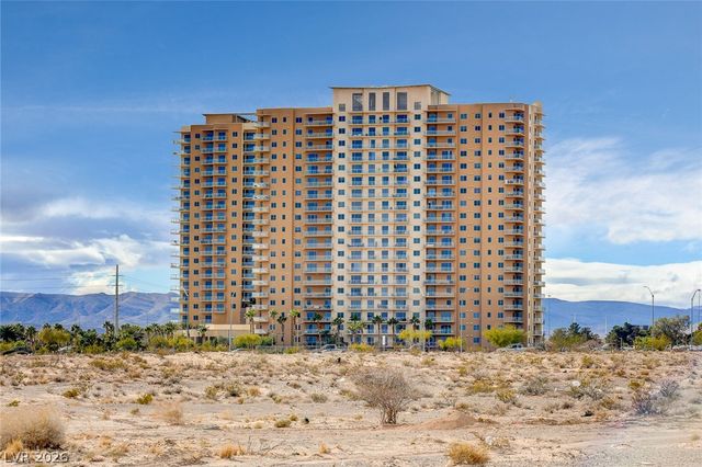 8255 Las Vegas Boulevard 1322, Las Vegas, NV 89123