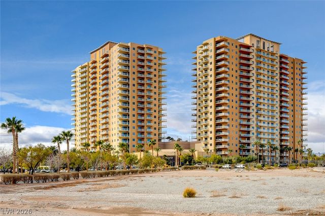 8255 Las Vegas Boulevard 1322, Las Vegas, NV 89123