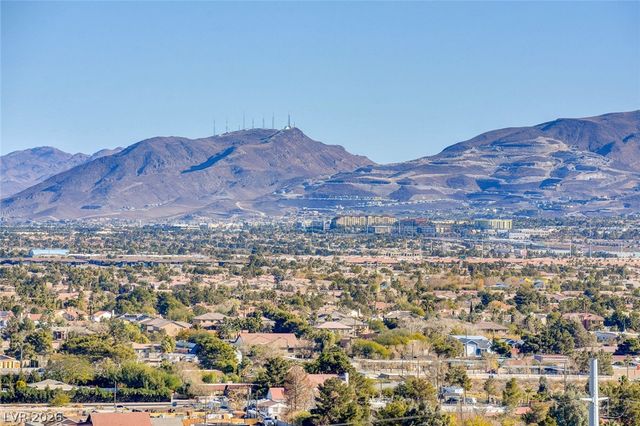8255 Las Vegas Boulevard 1322, Las Vegas, NV 89123