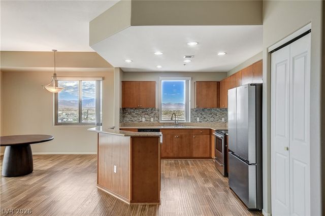 8255 Las Vegas Boulevard 1322, Las Vegas, NV 89123