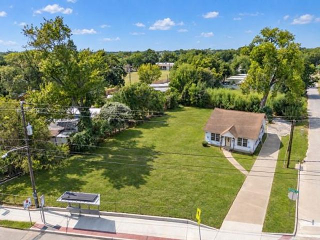 7713 Airline Drive, Houston, TX 77037