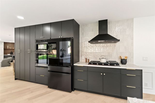 19108 NE 143rd Place, Woodinville, WA 98077