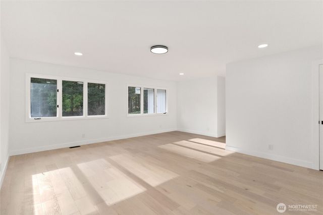 19108 NE 143rd Place, Woodinville, WA 98077