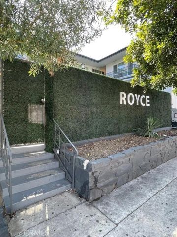 702 S St. Andrews, Los Angeles, CA 90005