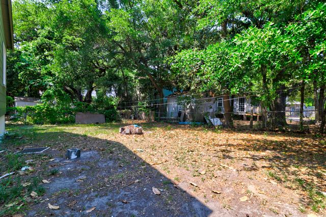 3426 Navajo Street A & B, North Charleston, SC 29405