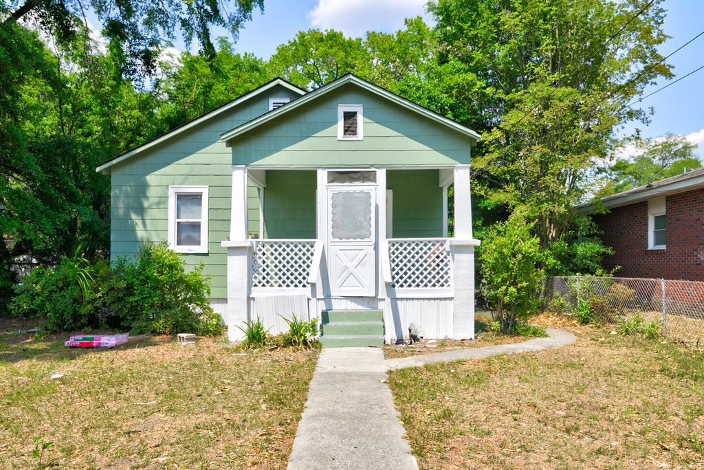 3426 Navajo Street A & B, North Charleston, SC 29405