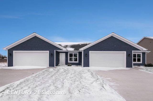 8487 N River Rock Drive, Freeland, MI 48623