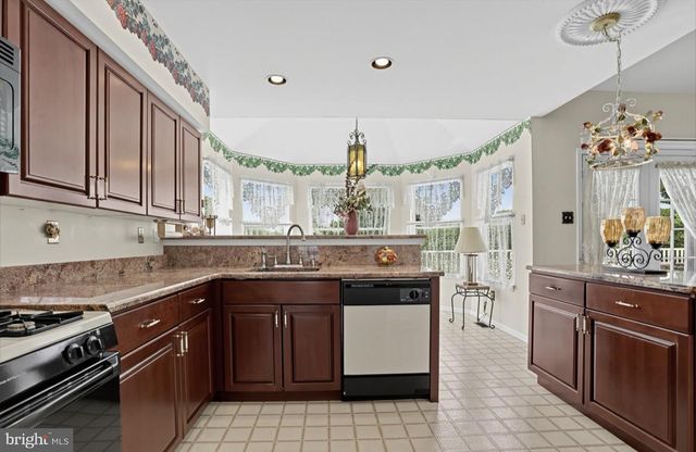 1406 BENTLEY DR, Warrington, PA 18976