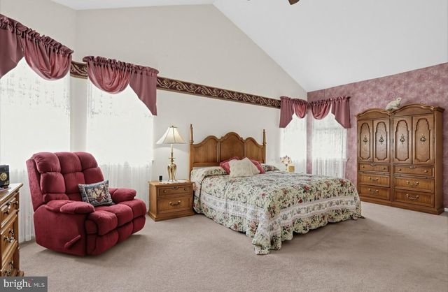 1406 BENTLEY DR, Warrington, PA 18976
