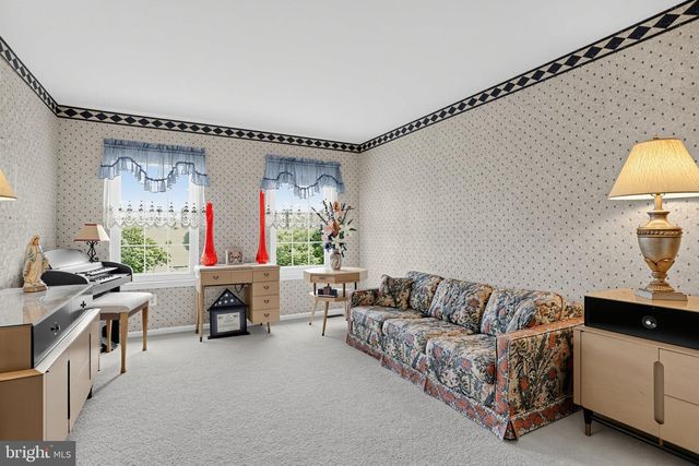 1406 BENTLEY DR, Warrington, PA 18976