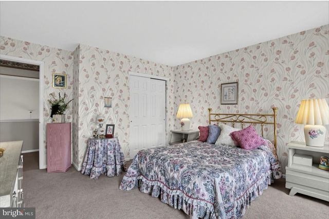 1406 BENTLEY DR, Warrington, PA 18976