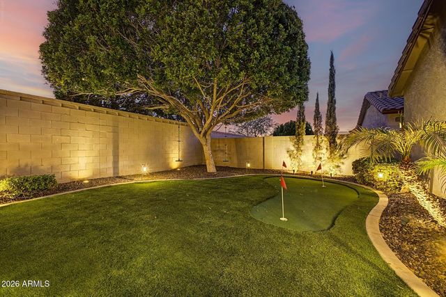 10781 W SADDLEHORN Road, Peoria, AZ 85383