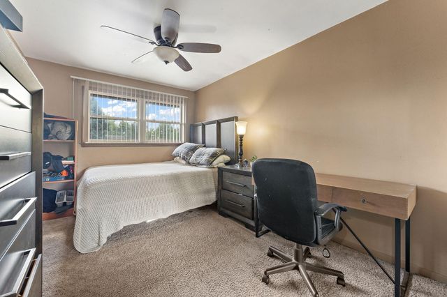 4076a Bush Hill Court, Crown Point, IN 46307