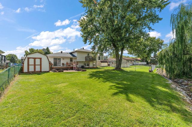 4076a Bush Hill Court, Crown Point, IN 46307