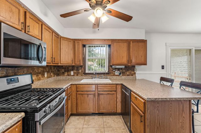 4076a Bush Hill Court, Crown Point, IN 46307