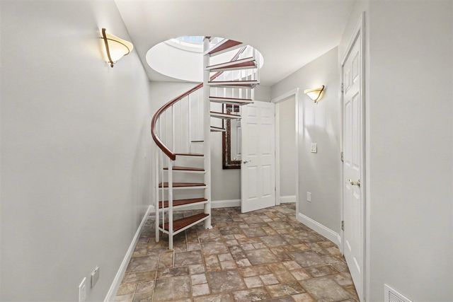 2790 W Tyler Road, Hart, MI 49420