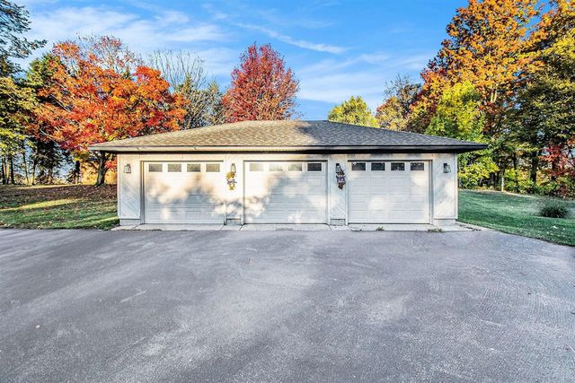 2790 W Tyler Road, Hart, MI 49420