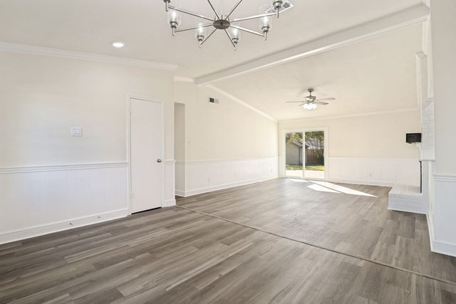 622 Grinnell Drive, Garland, TX 75043