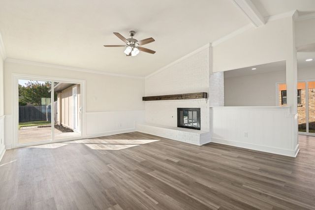 622 Grinnell Drive, Garland, TX 75043