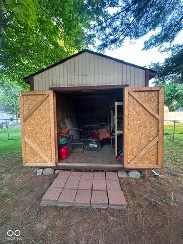 1505 Elizabeth Drive, Lebanon, IN 46052