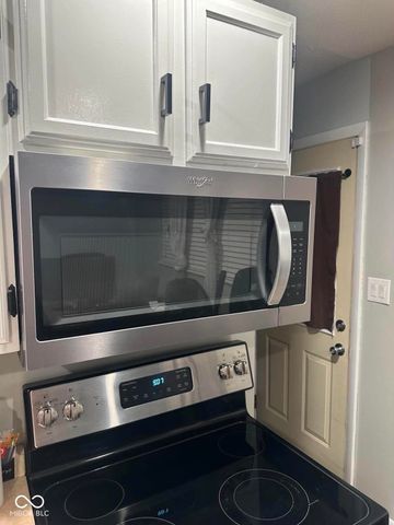 1505 Elizabeth Drive, Lebanon, IN 46052