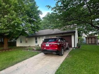 1505 Elizabeth Drive, Lebanon, IN 46052