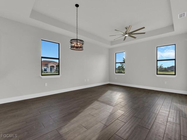 2454 NW 9th TER, Cape Coral, FL 33993