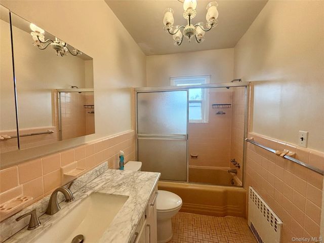 92 Wavecrest Street, Valley Stream, NY 11581