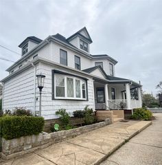 92 Wavecrest Street, Valley Stream, NY 11581