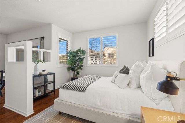 5540 Strand 201, Hawthorne, CA 90250