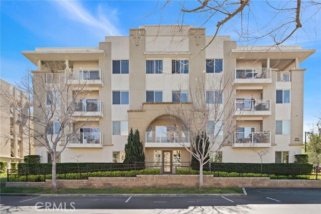 5540 Strand 201, Hawthorne, CA 90250
