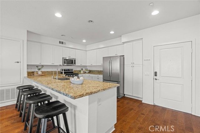 5540 Strand 201, Hawthorne, CA 90250