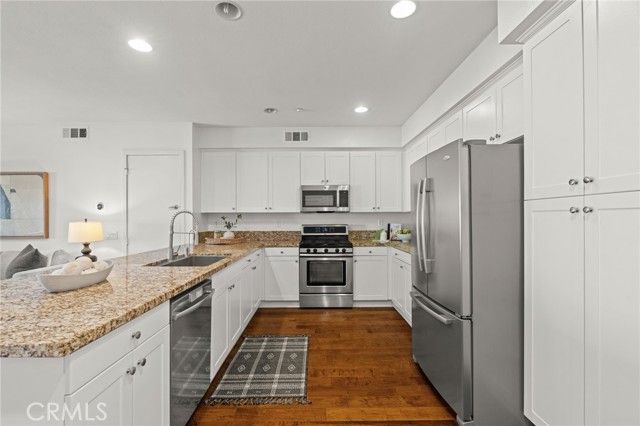 5540 Strand 201, Hawthorne, CA 90250