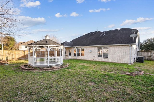 15902 Emerald Briar Lane, Houston, TX 77084