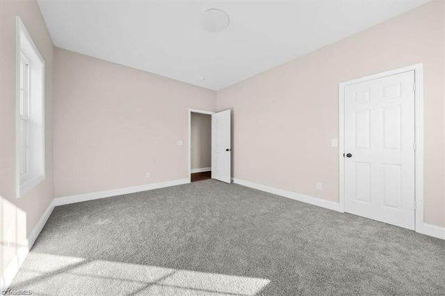 105 Charles Street, Thomasville, NC 27360