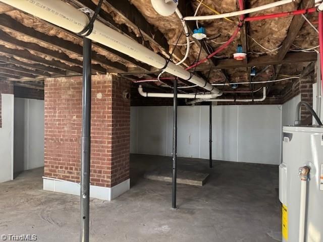 105 Charles Street, Thomasville, NC 27360