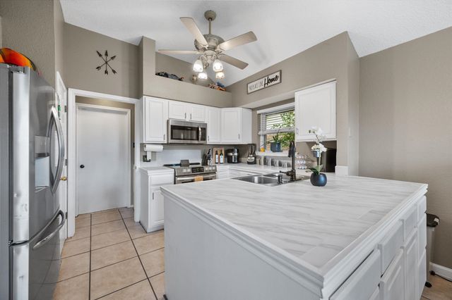 728 Saddle Road, White Settlement, TX 76108