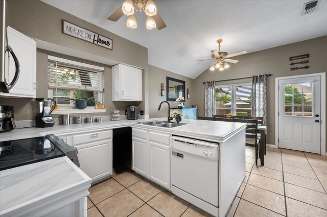 728 Saddle Road, White Settlement, TX 76108