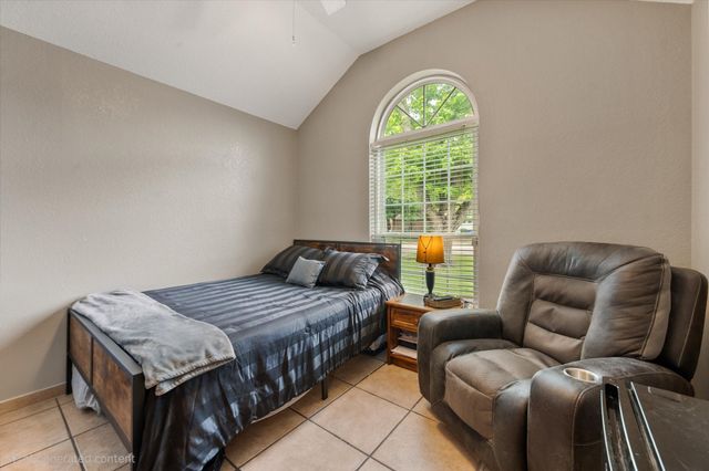 728 Saddle Road, White Settlement, TX 76108