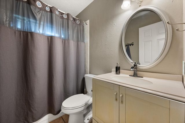 728 Saddle Road, White Settlement, TX 76108