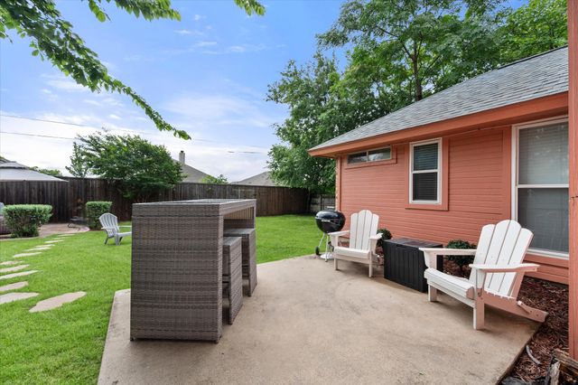 728 Saddle Road, White Settlement, TX 76108