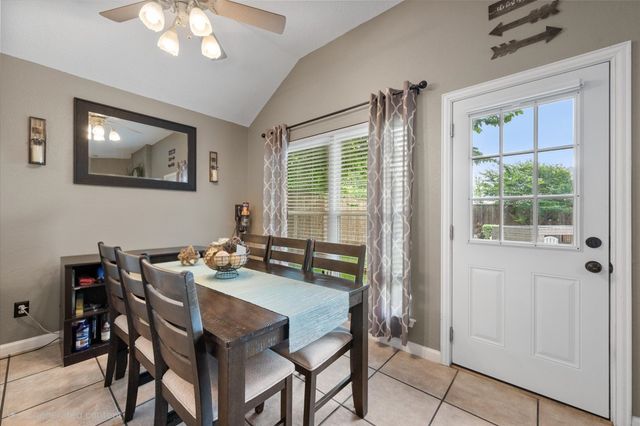 728 Saddle Road, White Settlement, TX 76108